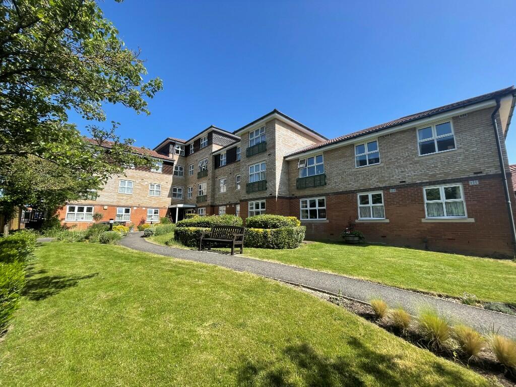 2 bedroom retirement property for sale in Station Close, Potters Bar