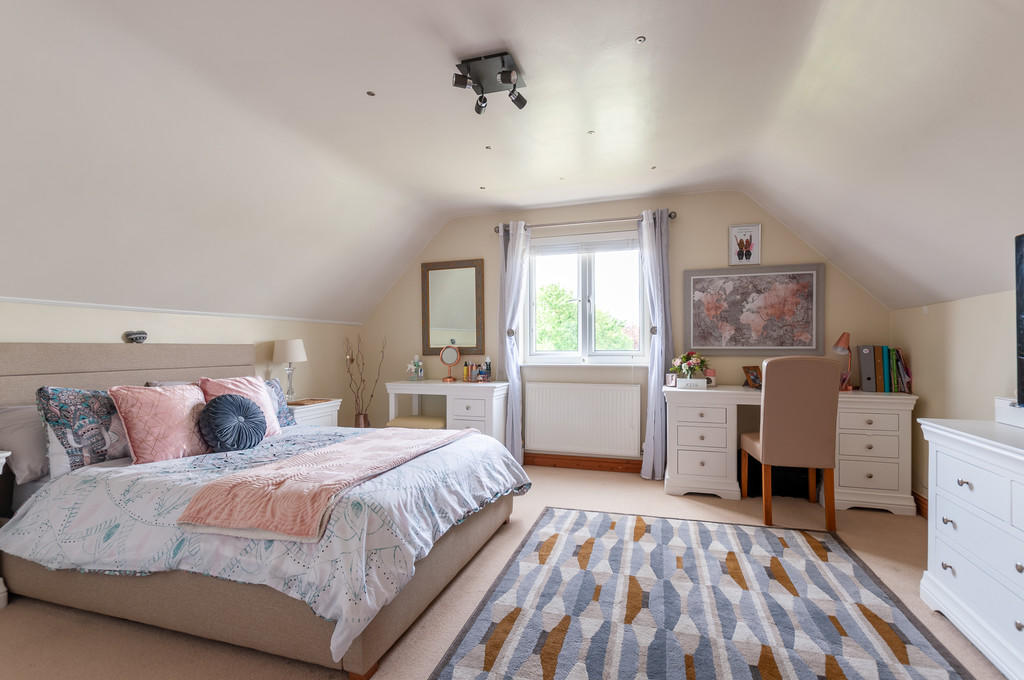 5 bedroom detached house for sale in Stonewell Drive, Congresbury, BS49