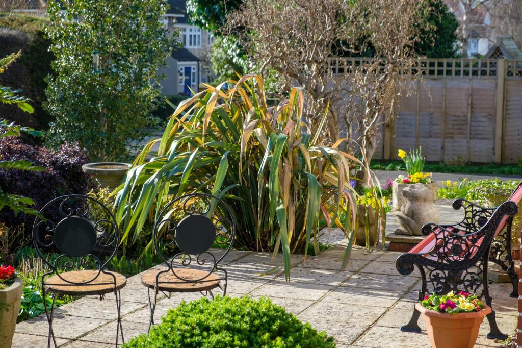 Additional property image - Wrington Lane, Congresbury, BS49