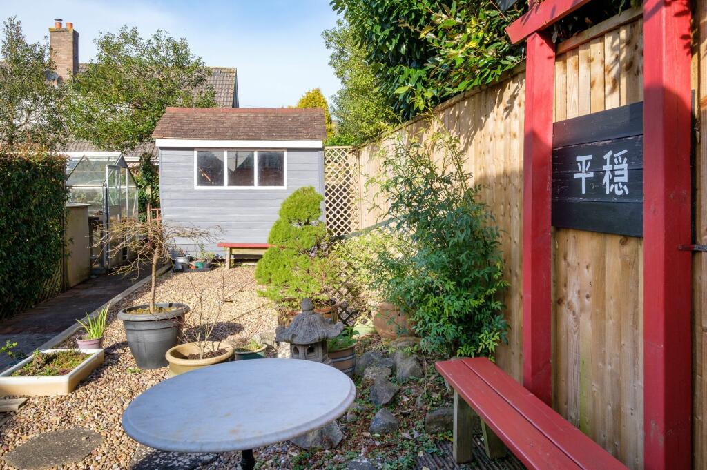 Additional property image - Wrington Lane, Congresbury, BS49