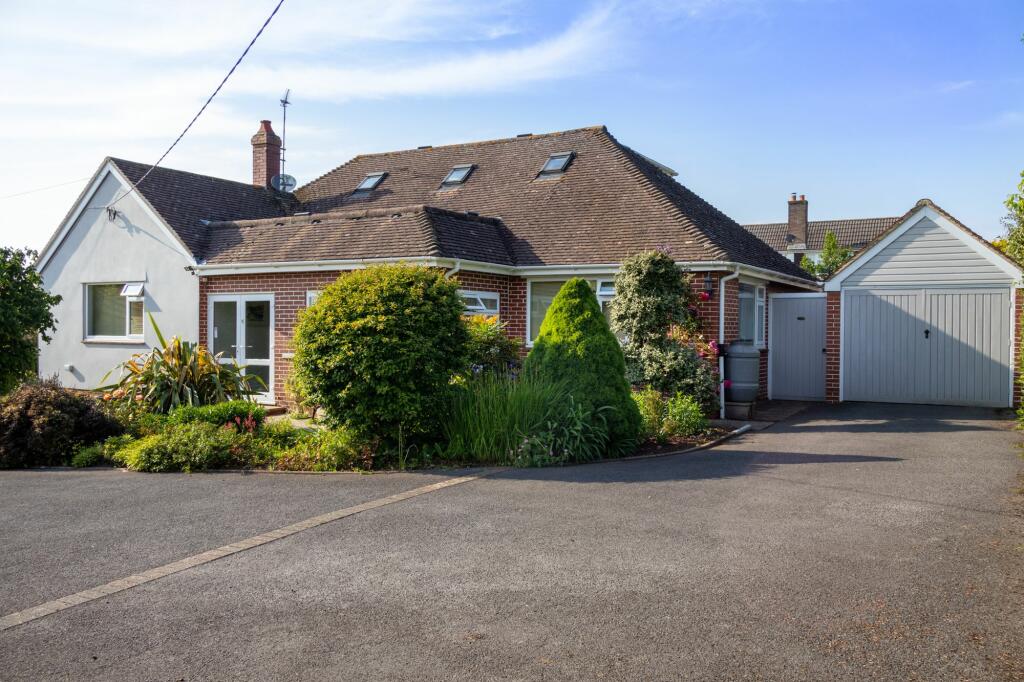 Additional property image - Wrington Lane, Congresbury, BS49