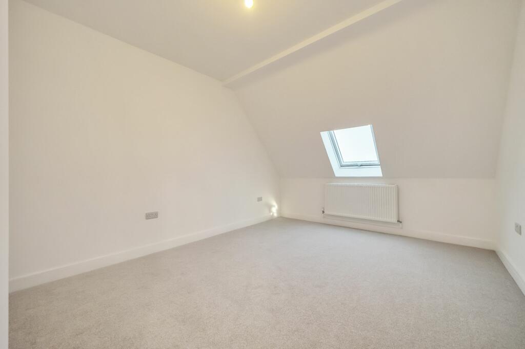 Additional property image - 2 Somerset Court, Brinsea, Congresbury