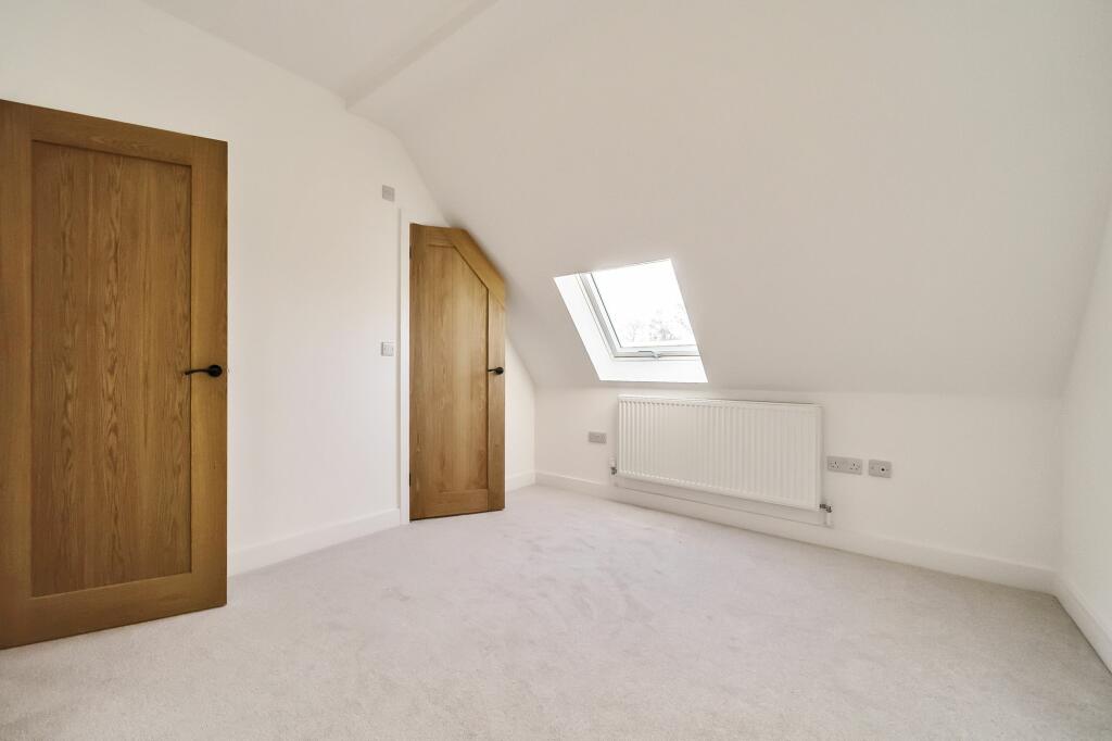 Additional property image - 2 Somerset Court, Brinsea, Congresbury