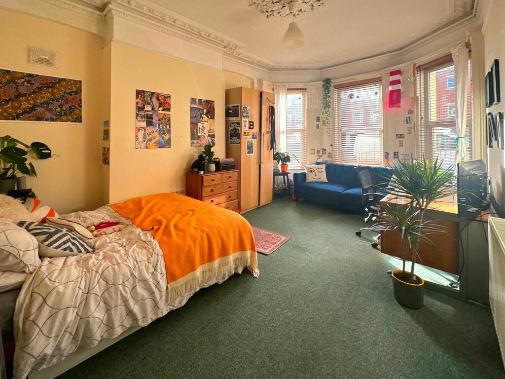 Additional property image - Hampton Road, Bristol, BS6