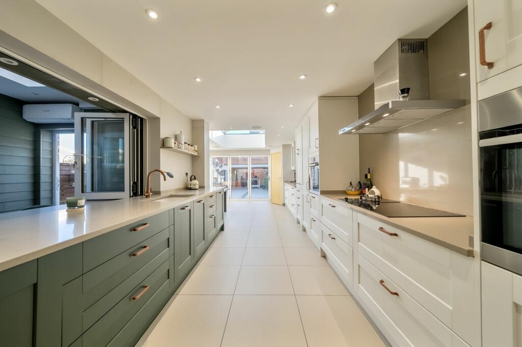 Additional property image - Devonshire Road, Weston-Super-Mare. Ideally Suited for Dual Occupation