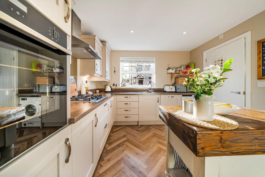 Additional property image - Dabinett Drive, Sandford, BS25