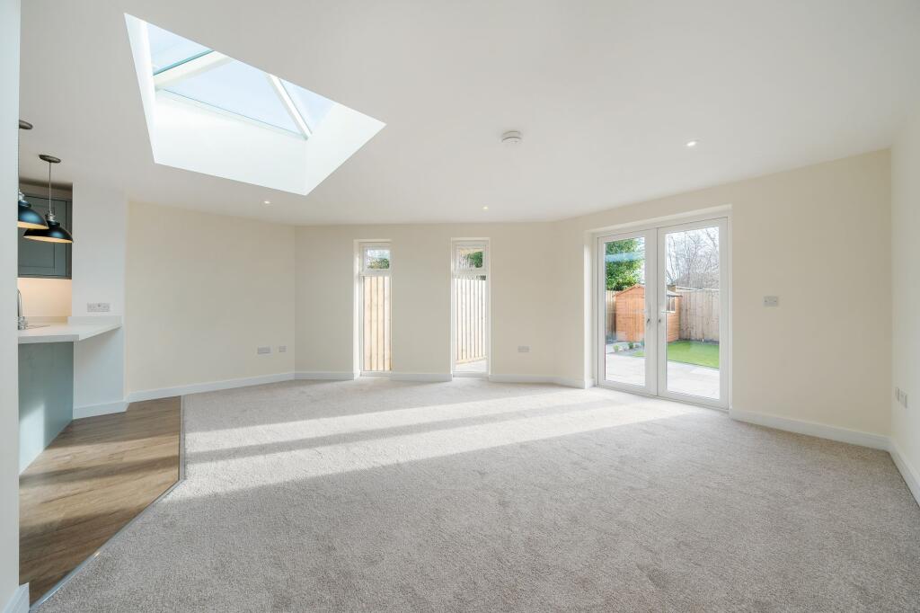 Additional property image - Elm Close, Yatton, BS49