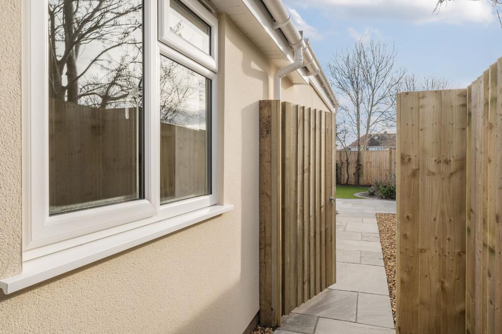 Additional property image - Elm Close, Yatton, BS49