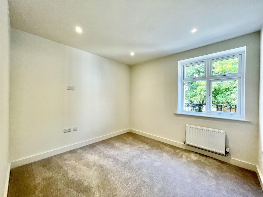 Additional property image - Lymington Road, Highcliffe On Sea, Christchurch, Dorset, BH23