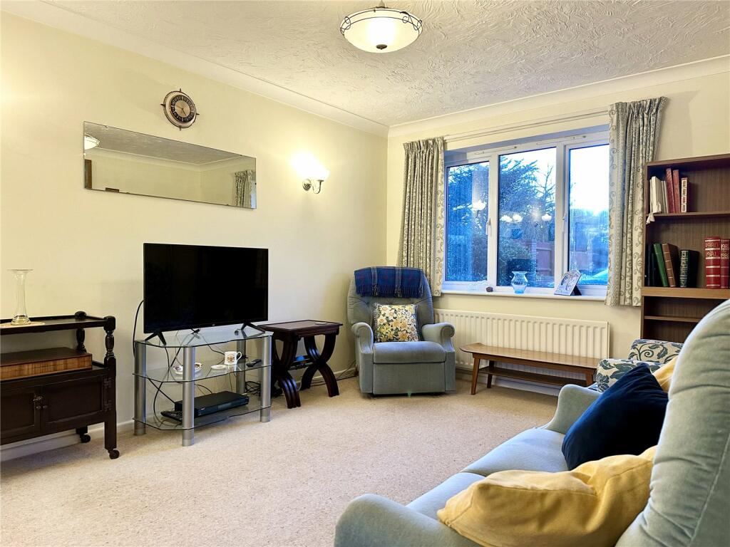Additional property image - Mallow Close, Highcliffe On Sea, Christchurch, Dorset, BH23