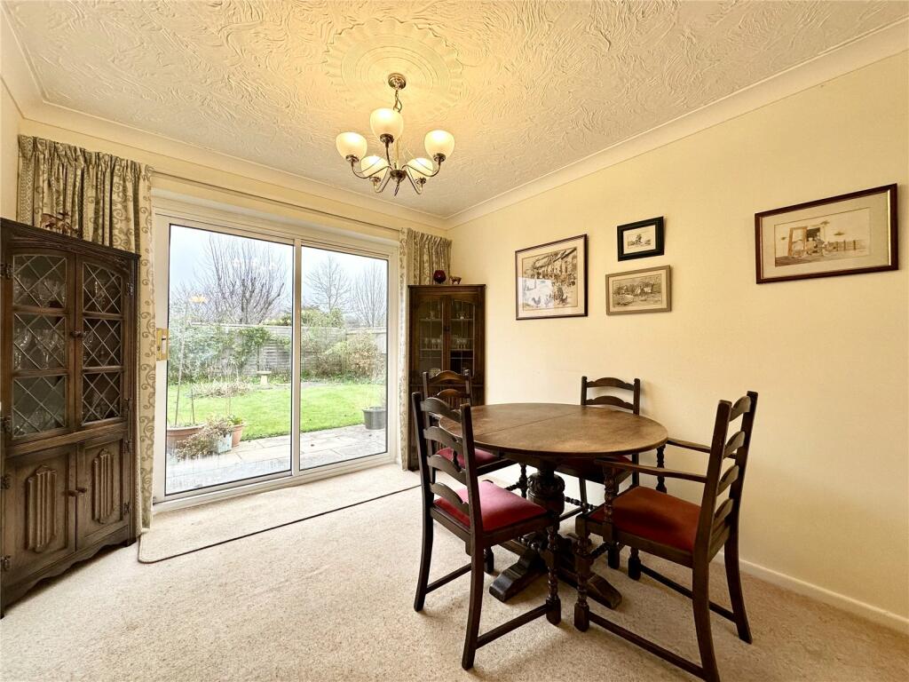 Additional property image - Mallow Close, Highcliffe On Sea, Christchurch, Dorset, BH23