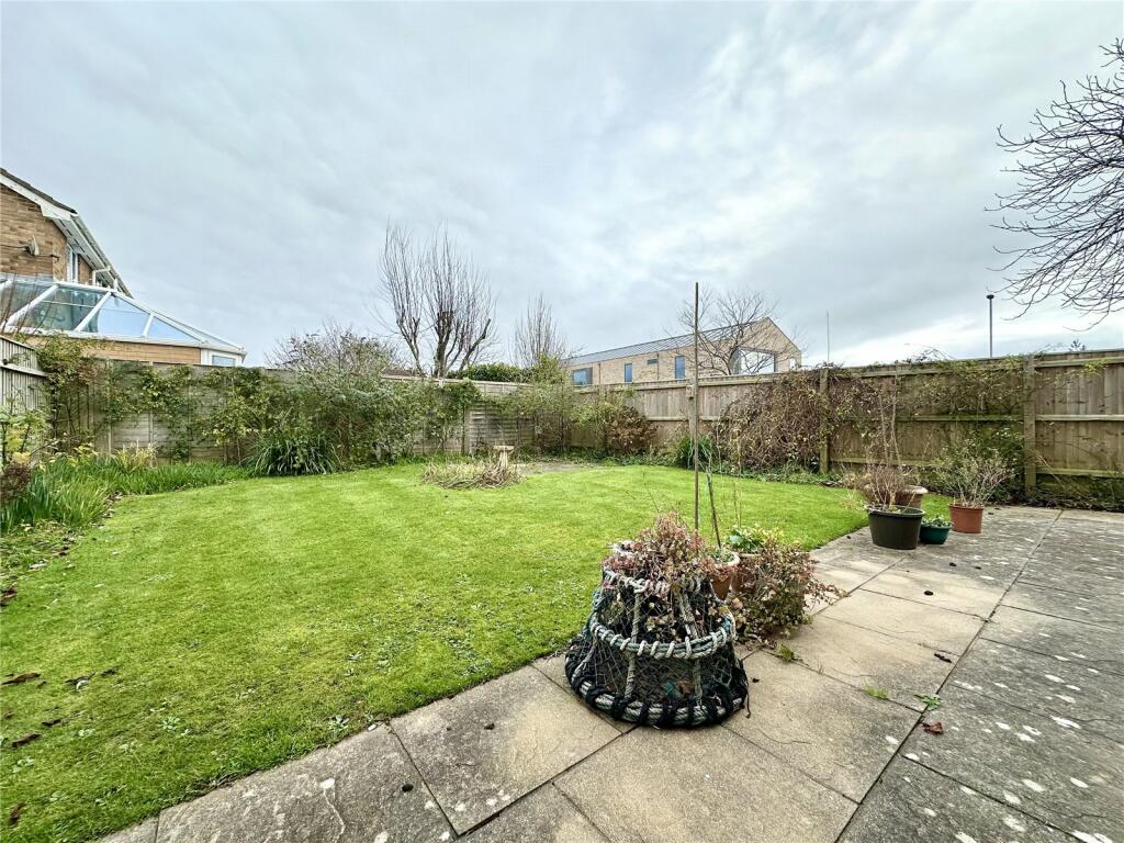 Additional property image - Mallow Close, Highcliffe On Sea, Christchurch, Dorset, BH23