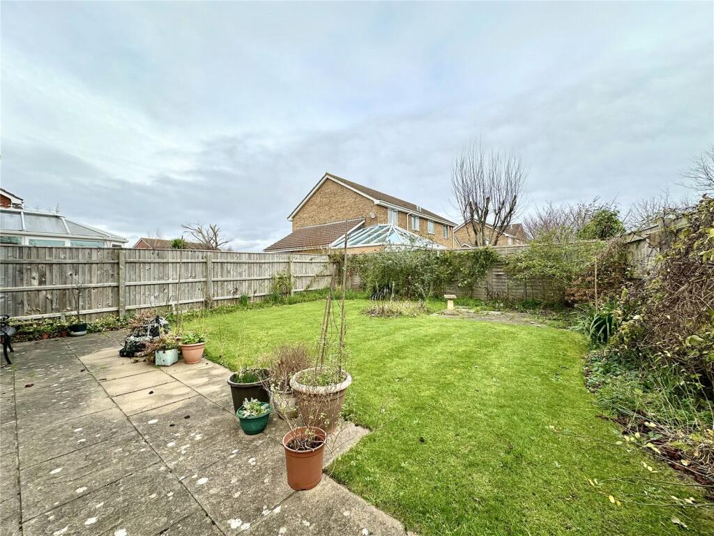 Additional property image - Mallow Close, Highcliffe On Sea, Christchurch, Dorset, BH23