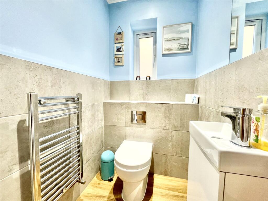 Additional property image - Elderflower Close, Highcliffe On Sea, Christchurch, Dorset, BH23