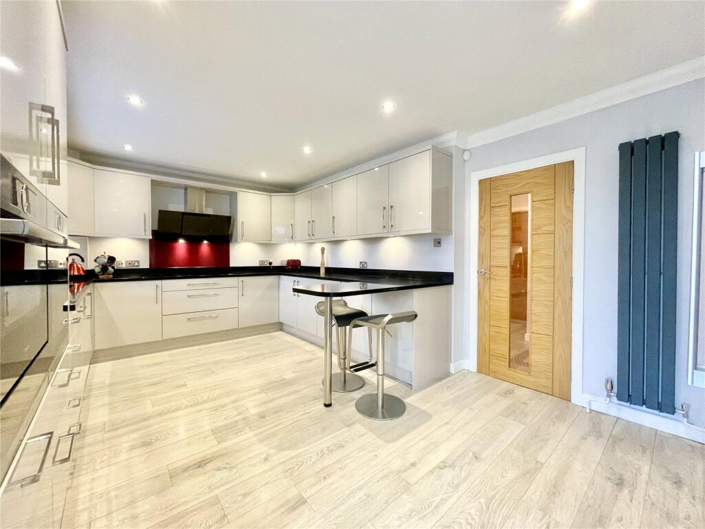 Additional property image - Moonrakers Way, Highcliffe On Sea, Christchurch, Dorset, BH23