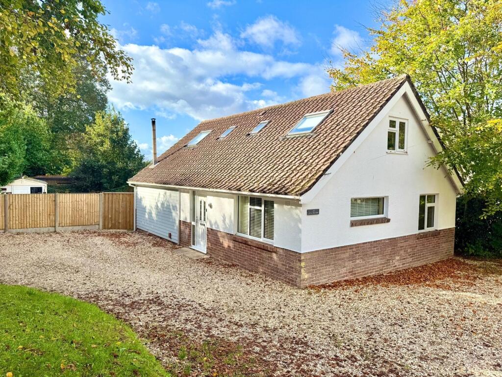 Main image of property: Shelley Close, Highcliffe On Sea, Christchurch, Dorset, BH23