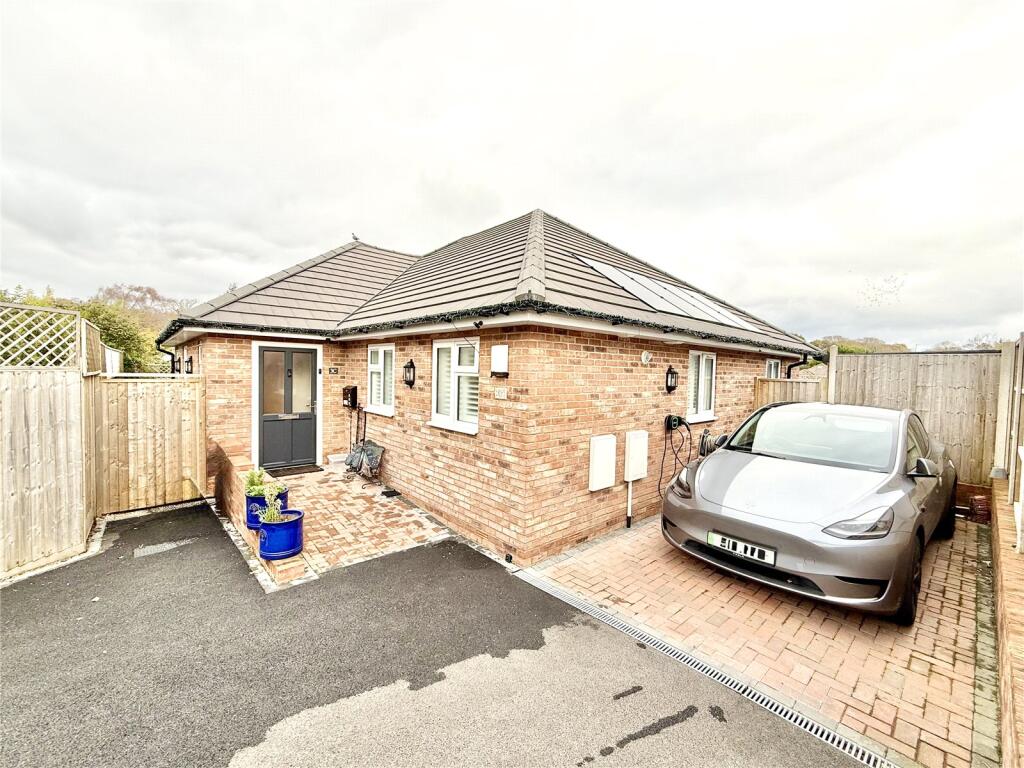 Main image of property: Seaton Road, Highcliffe On Sea, Christchurch, Dorset, BH23