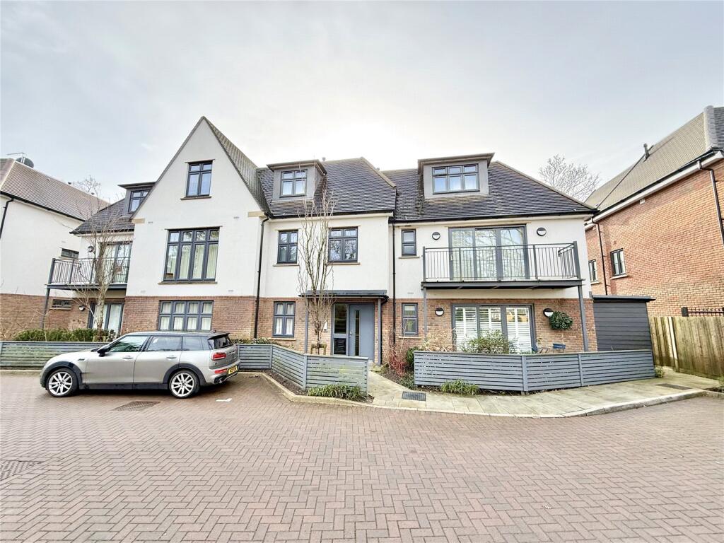 Main image of property: Lymington Road, Highcliffe On Sea, Christchurch, Dorset, BH23