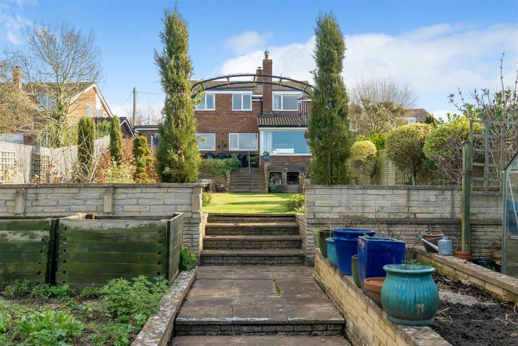 4 bedroom detached house for sale in High Street, Worton, SN10