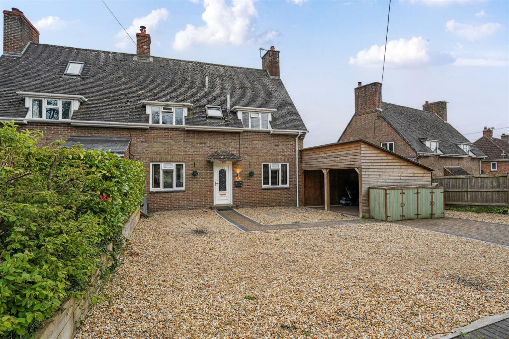 3 bedroom semidetached house for sale in Blackberry Lane, Potterne, SN10