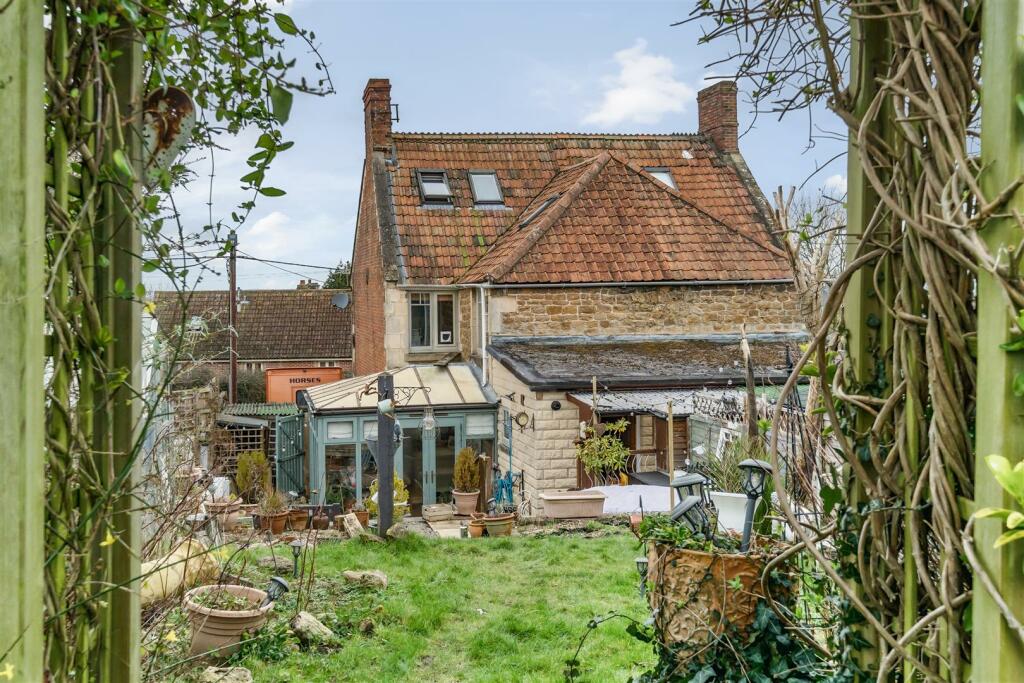 3 bedroom semidetached house for sale in Seend Cleeve, Melksham, SN12