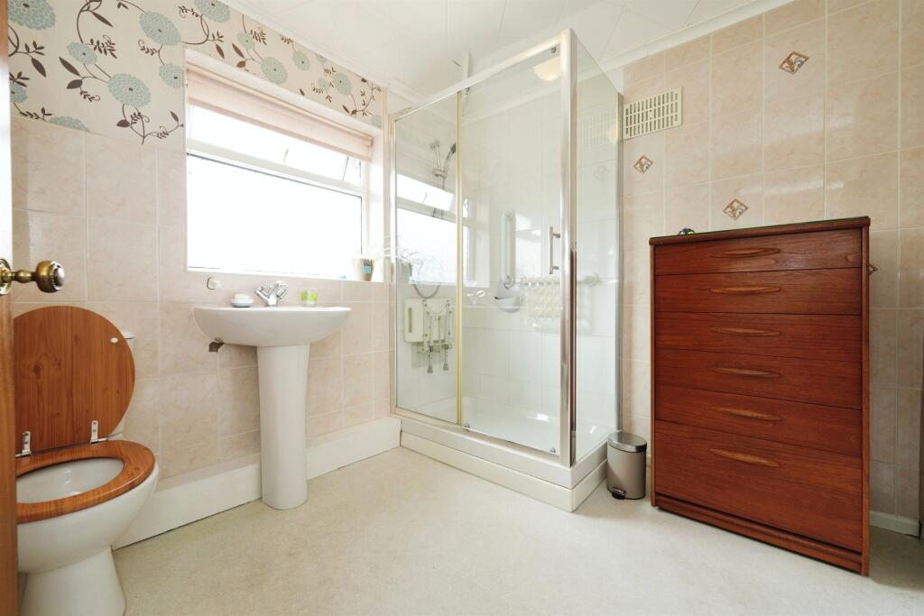 Additional property image - Bishopthorpe Road, Bristol
