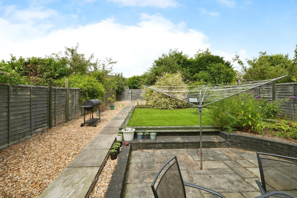 Additional property image - Bishopthorpe Road, Bristol