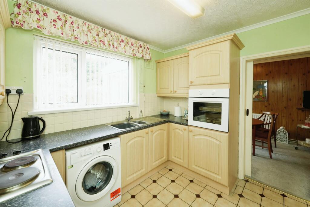 Additional property image - Bishopthorpe Road, Bristol