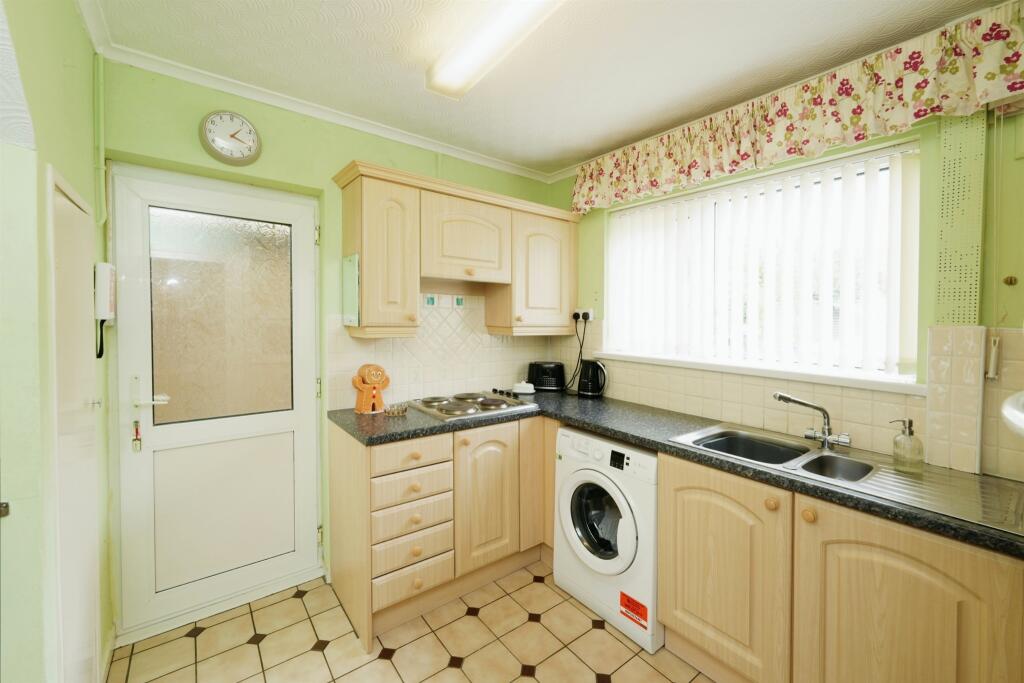 Additional property image - Bishopthorpe Road, Bristol