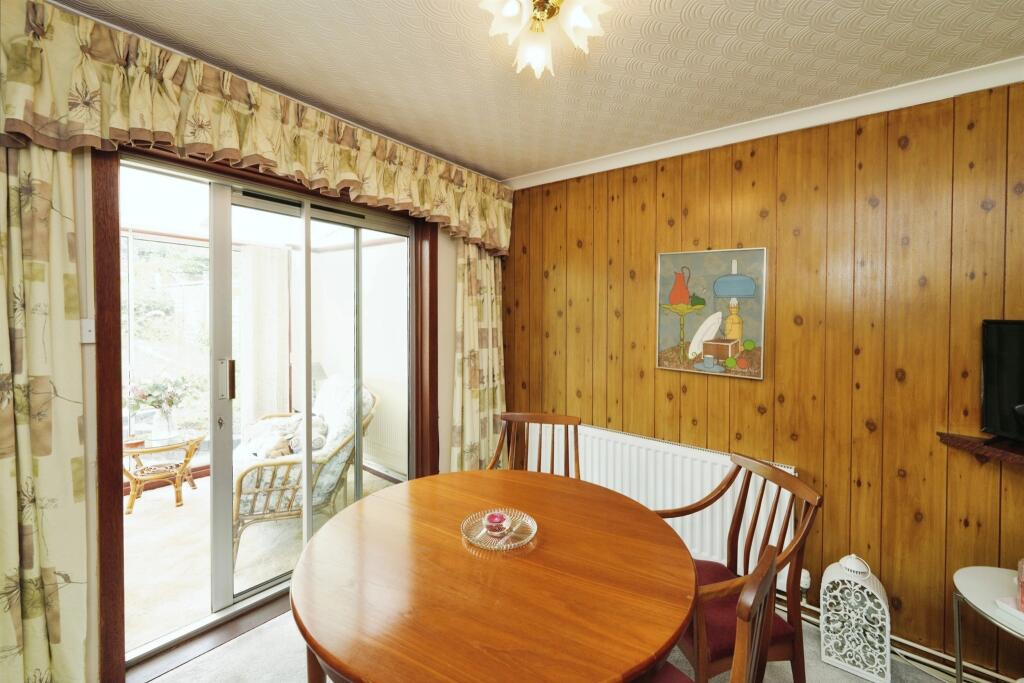 Additional property image - Bishopthorpe Road, Bristol