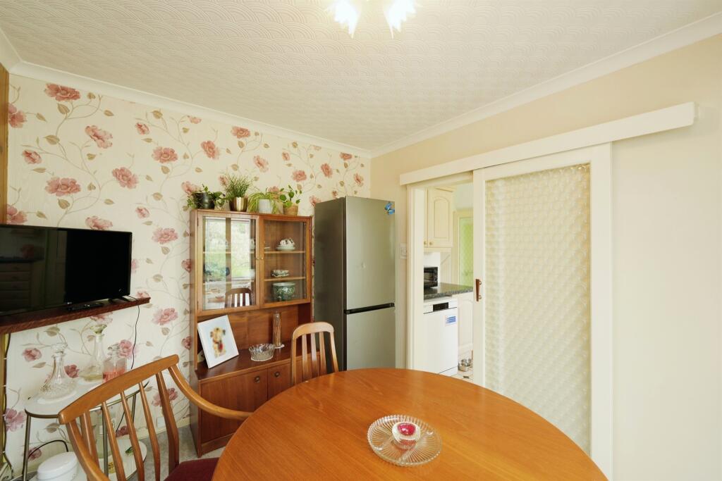 Additional property image - Bishopthorpe Road, Bristol