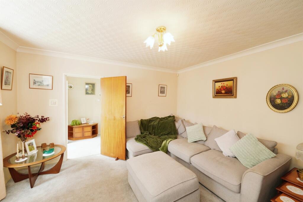 Additional property image - Bishopthorpe Road, Bristol