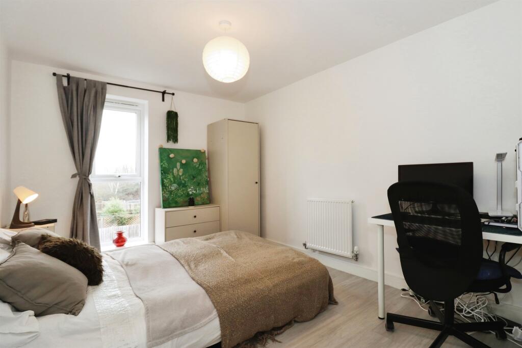 Additional property image - George Salt Close, Bristol