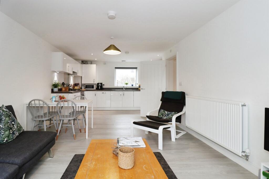 Additional property image - George Salt Close, Bristol