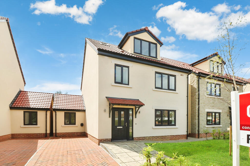 Main image of property: The Common, Patchway, Bristol