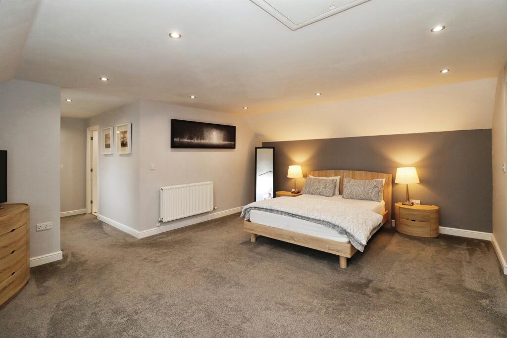 Additional property image - The Pines, Mangotsfield, Bristol
