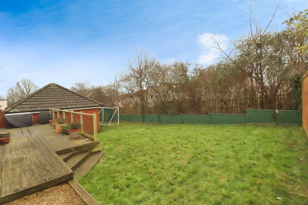 Additional property image - The Pines, Mangotsfield, Bristol