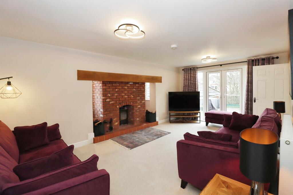 Additional property image - The Pines, Mangotsfield, Bristol