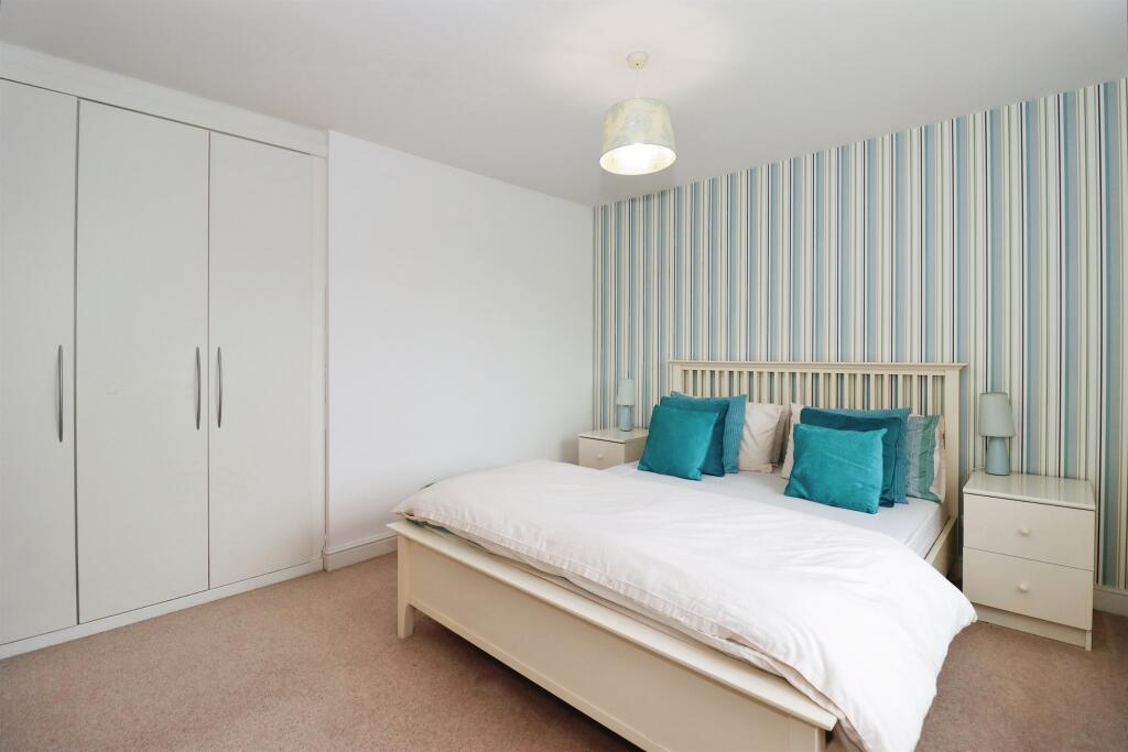 Additional property image - The Pines, Mangotsfield, Bristol