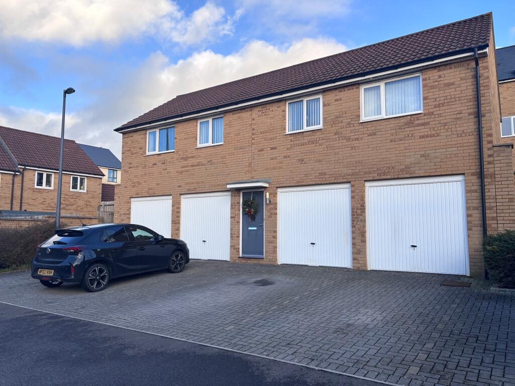 Main image of property: Hawthorn Way, Emersons Green, Bristol