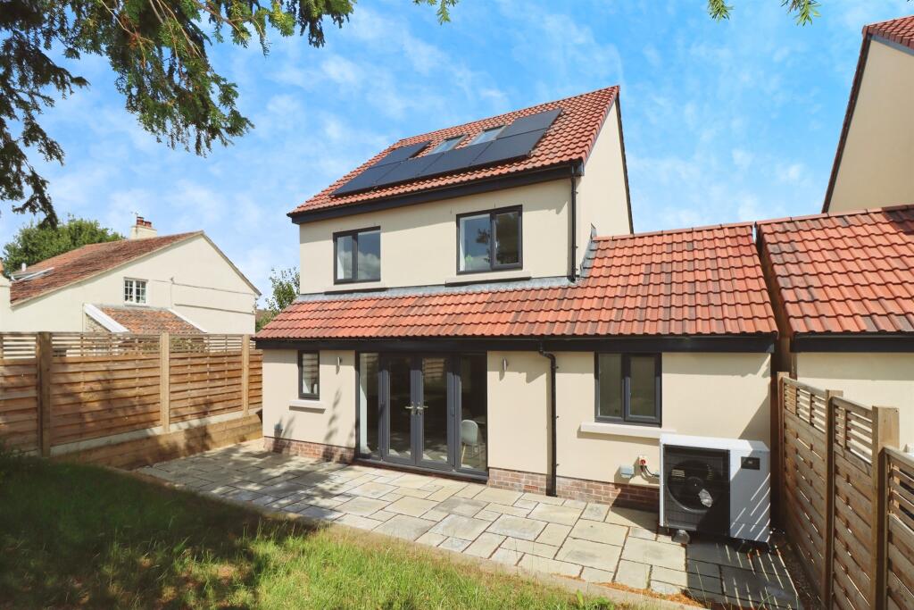 Main image of property: The Common, Patchway, Bristol