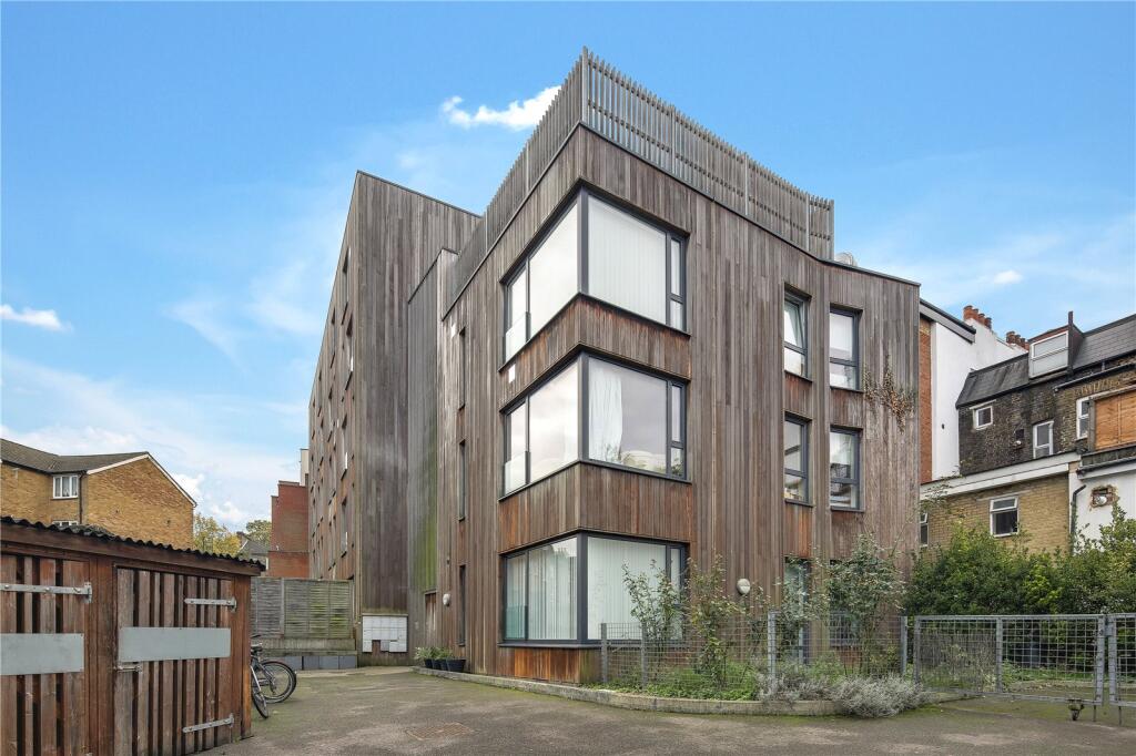 Main image of property: Seymore Mews, New Cross Road, London, SE14