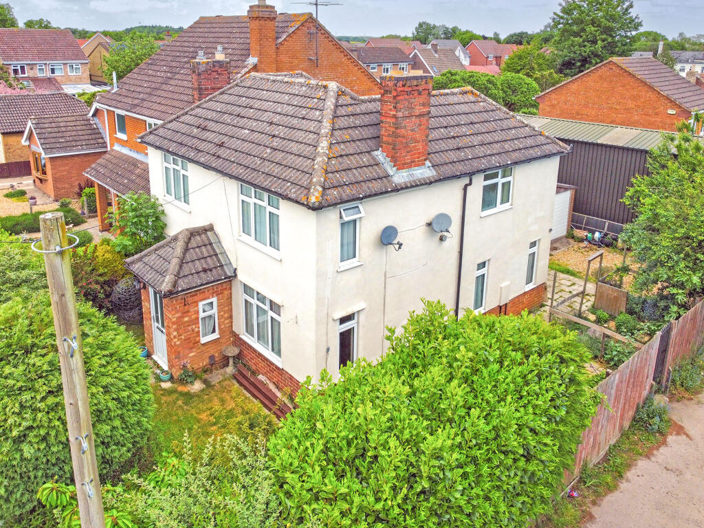 Main image of property: Cransley Hill, Broughton, Kettering