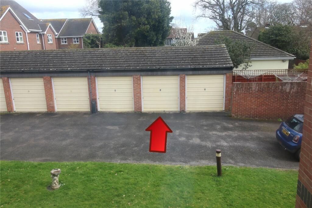 2 bedroom apartment for sale in Fremington Court, Herbert Road, New Milton, Hampshire, BH25