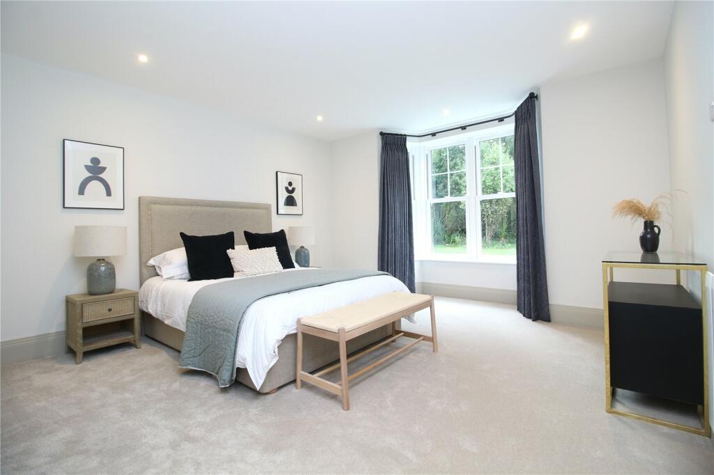 Additional property image - Chewton Farm Road, Highcliffe, Dorset, BH23