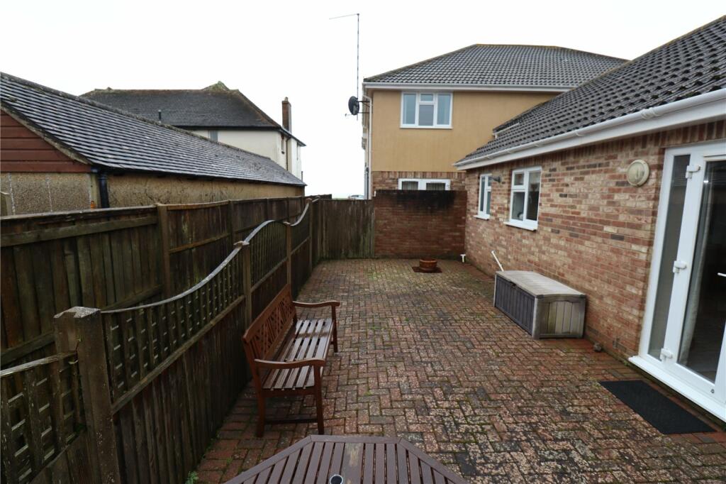 Additional property image - Marine Drive East, Barton On Sea, Hampshire, BH25