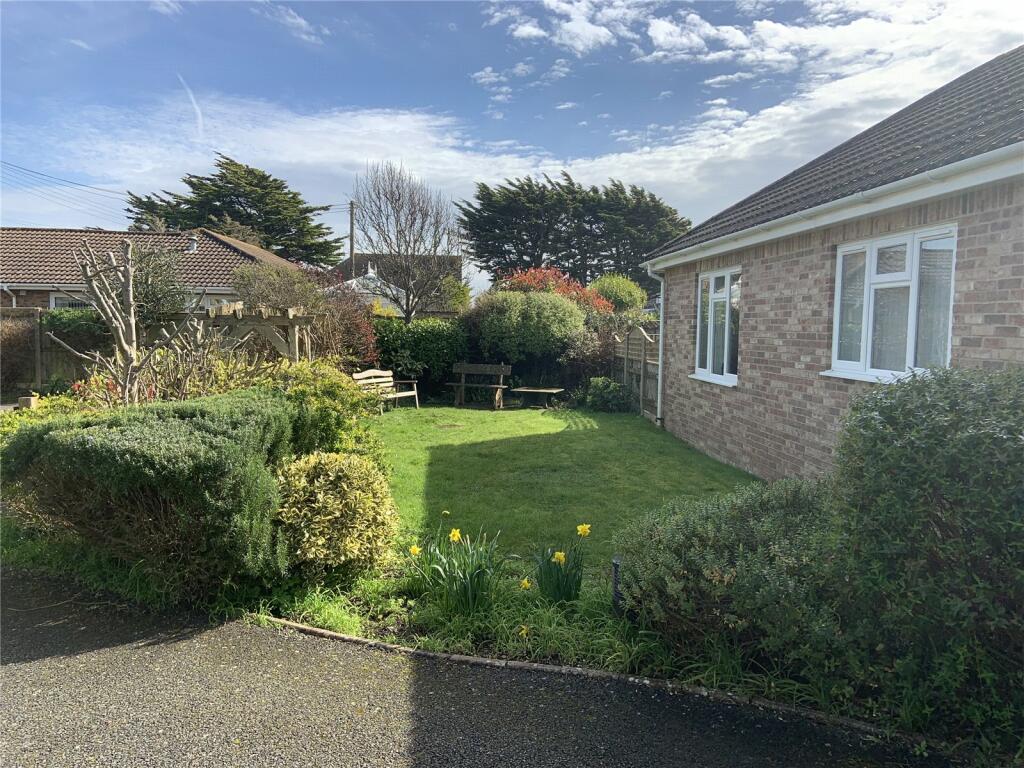 Additional property image - Marine Drive East, Barton On Sea, Hampshire, BH25