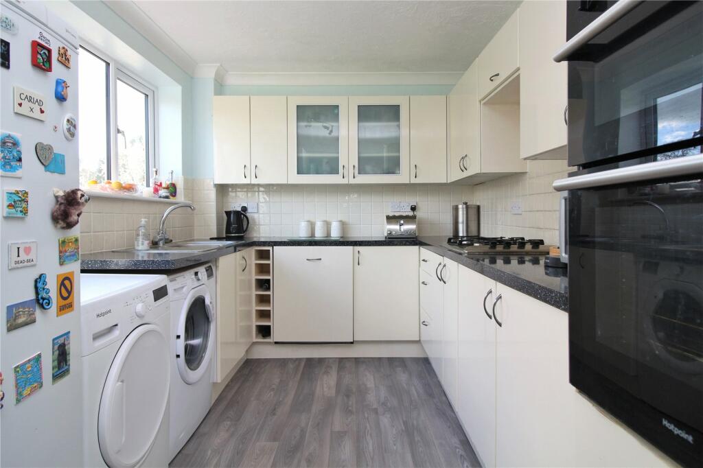 Additional property image - Albert Road, New Milton, Hampshire, BH25
