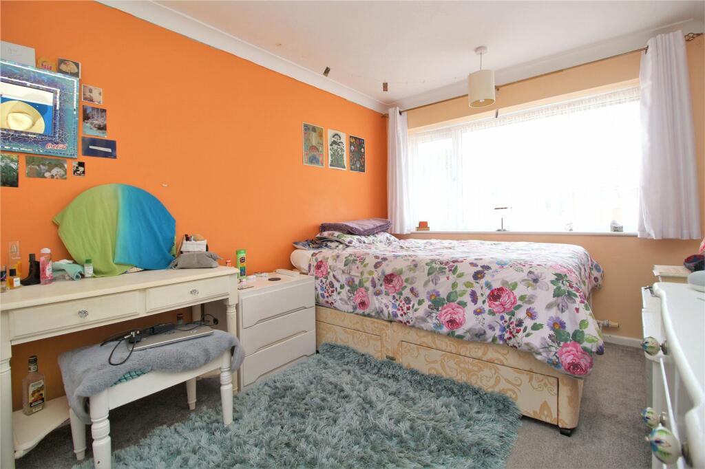 Additional property image - Albert Road, New Milton, Hampshire, BH25