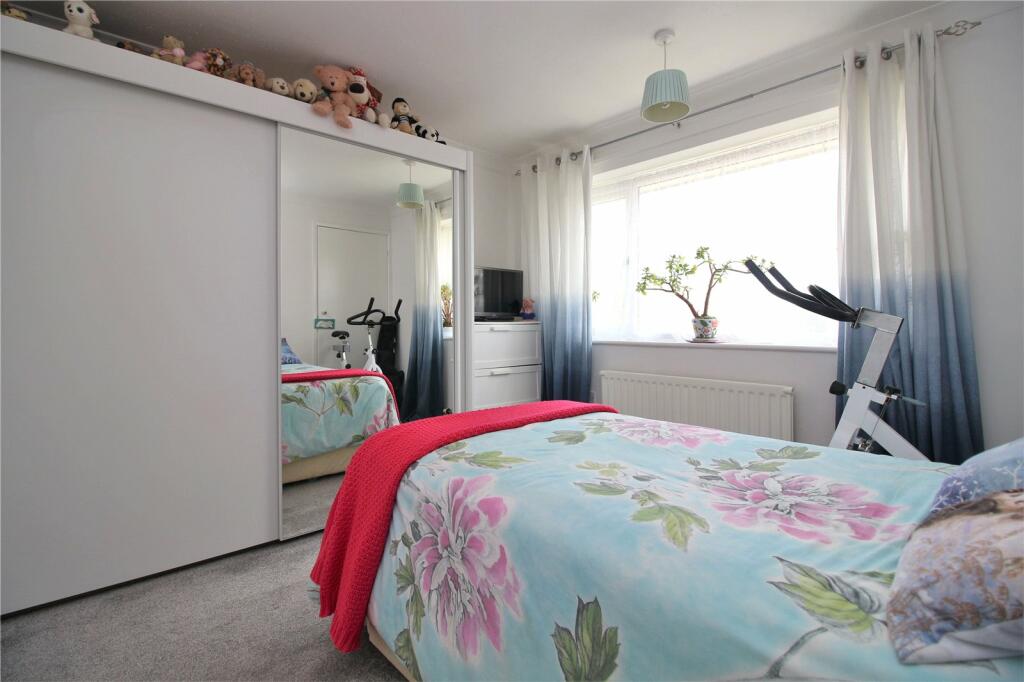 Additional property image - Albert Road, New Milton, Hampshire, BH25
